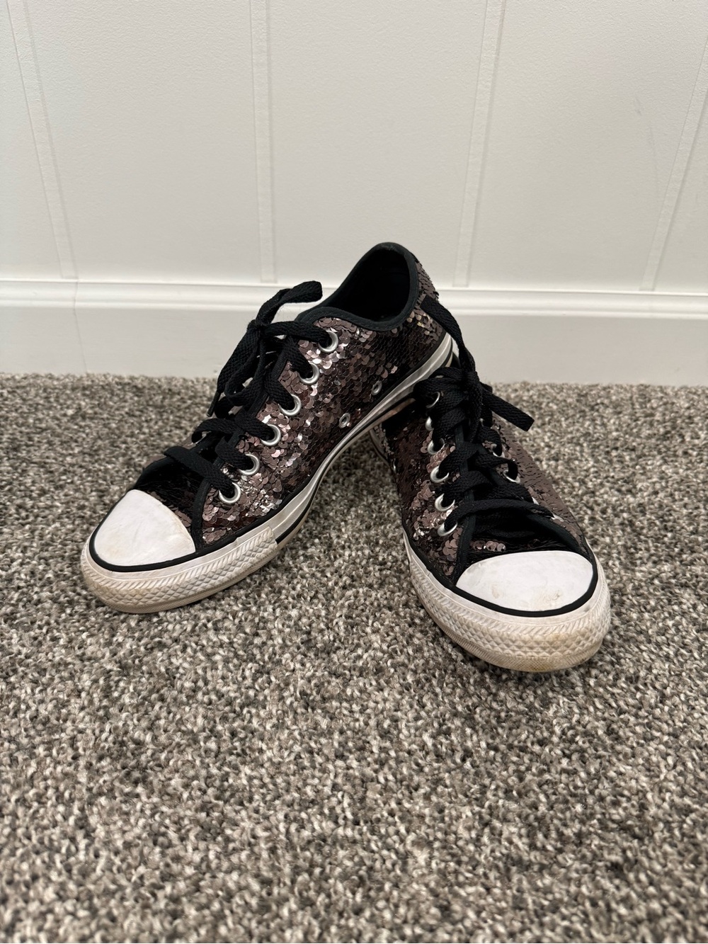 Converse Chuck Taylor All Star Ox Gunmetal Sequin Sneaker